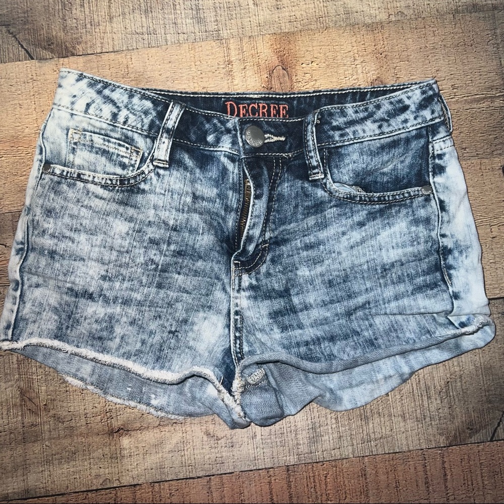 Decree Denim Jean Shorts Acid Wash Cutoff 7